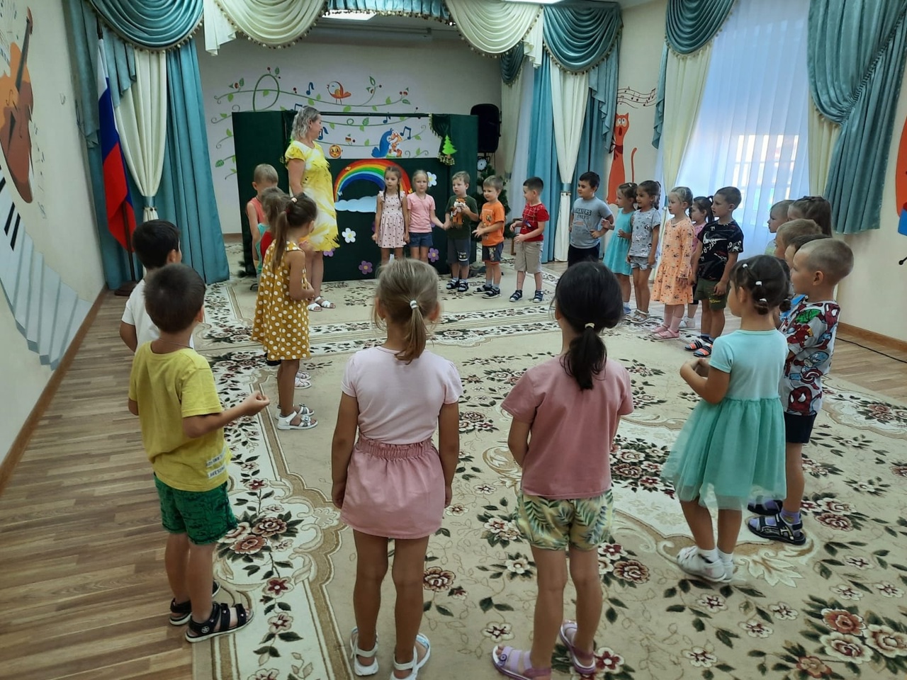 Кукольное представление по мотивам русской народной сказки "Колобок", но на новый лад