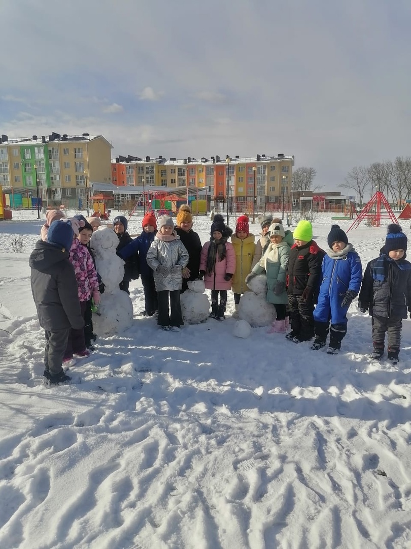 МБДОУ "Детский сад № 34" В подготовительной группе № 15 прошло занятие на тему : "Всемирный день снеговика"