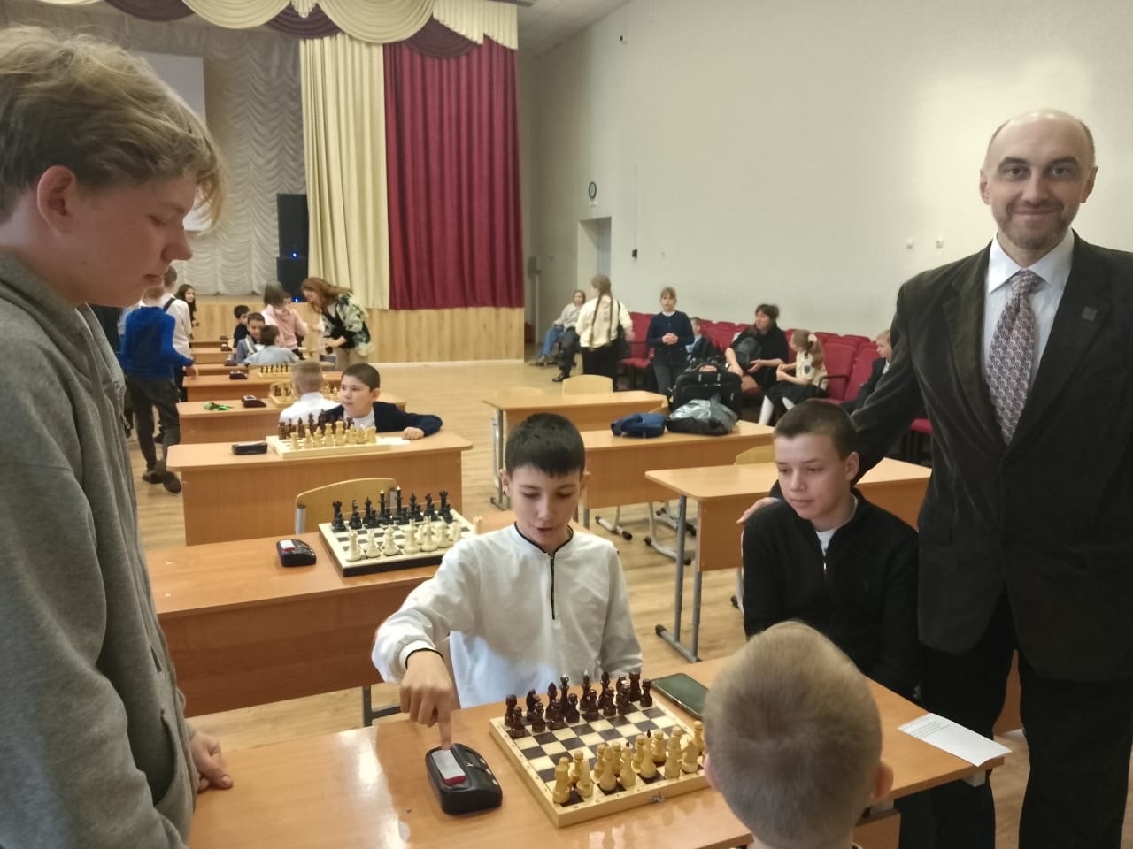 МБОУ СОШ № 20 г. Михайловск было проведено первенство Шпаковского муниципального округа по шахматам