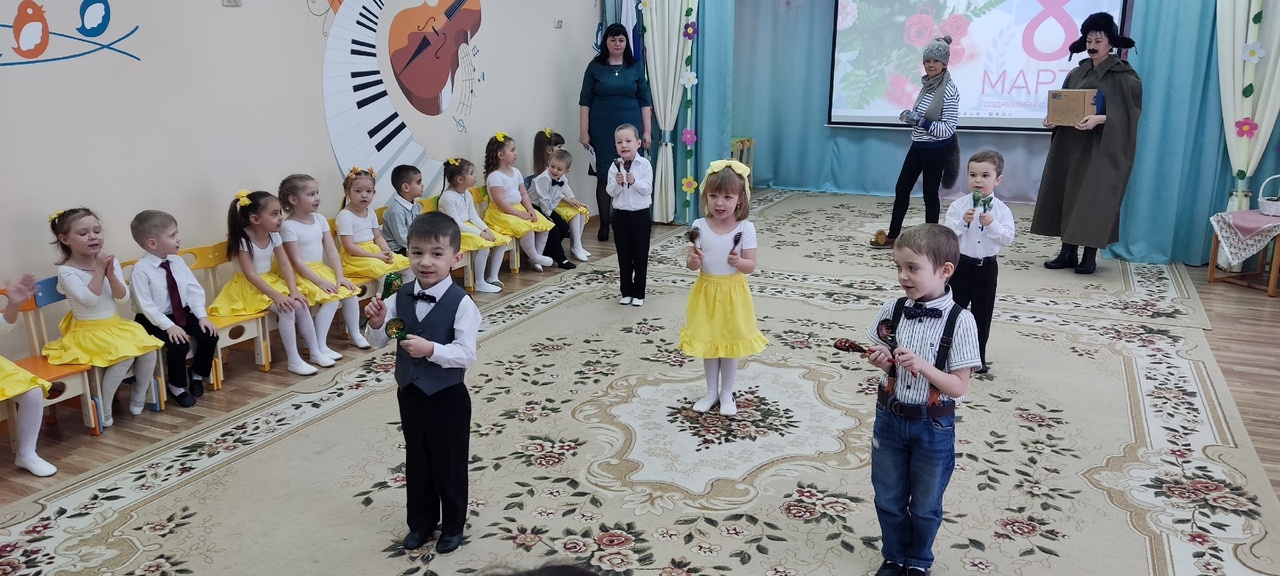 МБДОУ Детский сад №34 Михайловск в средних и старшей группе были проведены праздничные мероприятия, посвящённые 8 марта