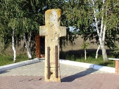 Красногвардейский район: платовские казаки и каменные кресты