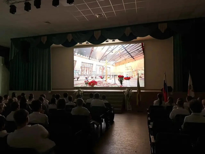 Линейка памяти в Михайловске: школьники почтили жертв Беслана