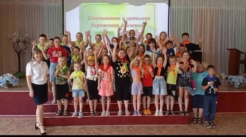 Сотрудники Госавтоинспекции Шпаковского муниципального округа продолжают проводить профилактические мероприятия в пришкольных лагерях.