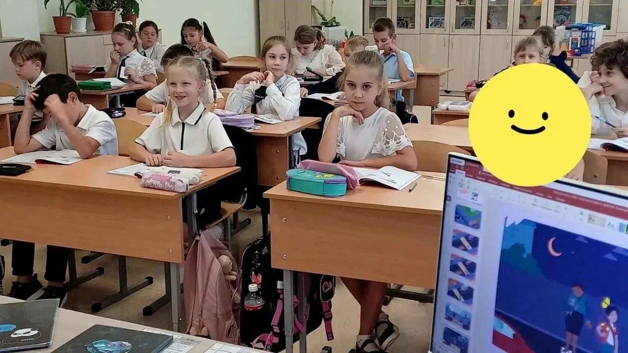В школе Михайловска провели тематическую беседу «Засветись» в 3 Ж