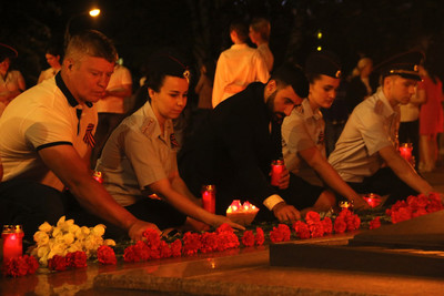 В Ставрополе сотрудники органов внутренних дел и общественники почтили память павших в годы Великой Отечественной войны