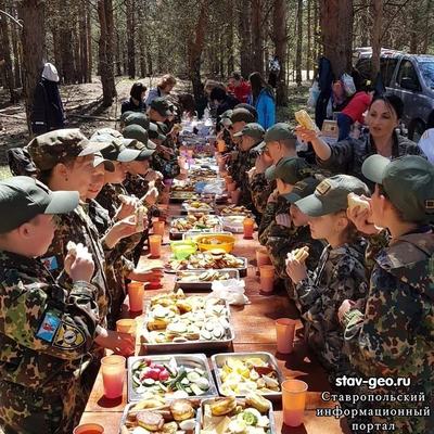 Для курсантов ВПК Беркут г Михайловска, был проведён полевой выход.