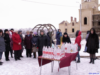 Фоторепортаж от 19 января 2017 года, в день Крещения Господня, прошло освящение воды