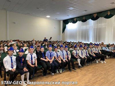 Профилактическая беседа о правилах дорожного движения с обучающимся начальных классов.