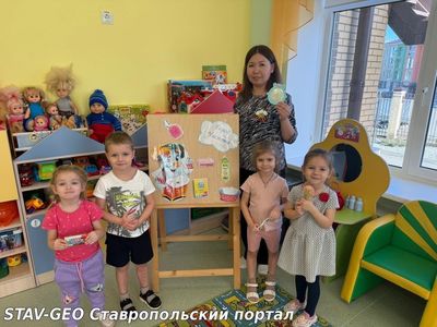 В детском саду мы занимались очень важной темой — поисками полезных привычек!