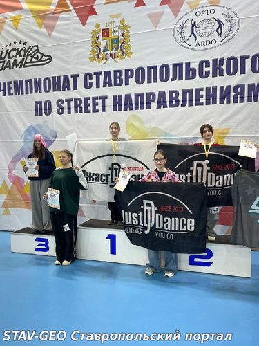 Аверьянова Варвара, ученица 9-В класса одержала победу и получила 1 место