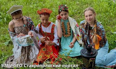 С Днём Русского Языка и Пушкинским Днём России!