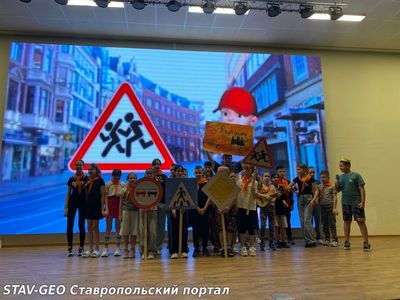В нашей школе прошли яркие и запоминающиеся выступления агитбригад по ПДД!