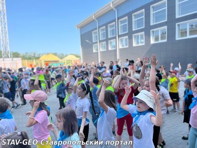 Ребята из лагеря Город детства знают толк в полезном начале дня!