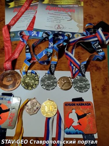 МБОУ СОШ № 23 Вербовский Станислав, ученик 6К класса, привез два серебра и одно золото, пополнив свою коллекцию медалей