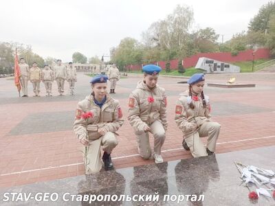20-24 октября караульная служба на Посту № 1 прошла с участием юнармейского отряда МБОУ СОШ № 25 имени К.Д. Ушинского