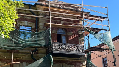 Историческому особняку в центре Ставрополя вернули балкон