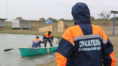 Рыбаки нашли тело мужчины в затопленном карьере на Ставрополье