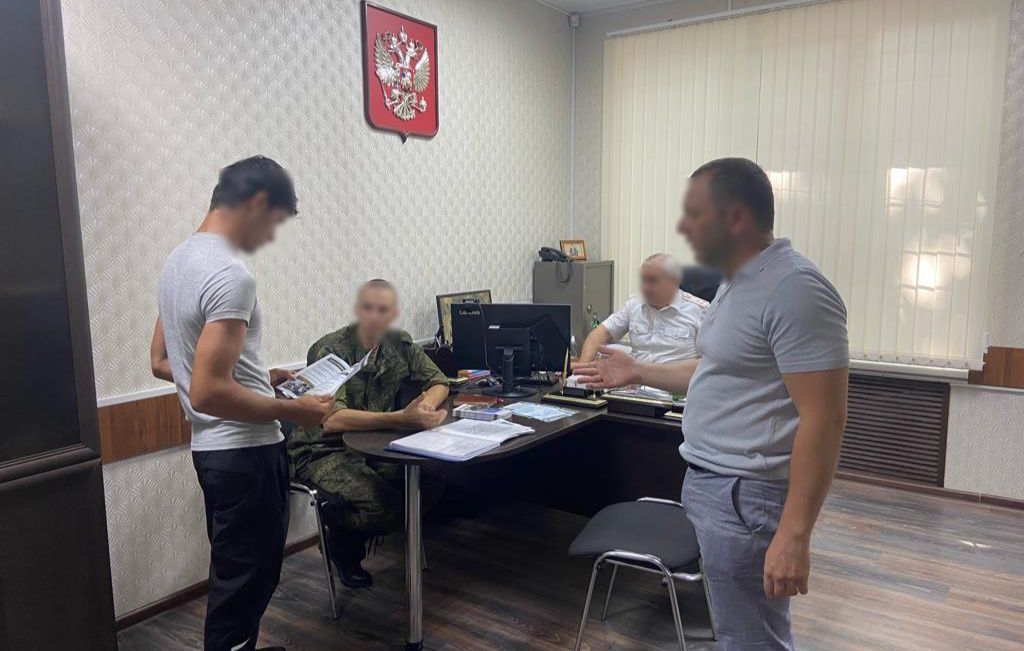 В Новоалександровском районе проведена проверка о постановке бывших мигрантов на воинский учет