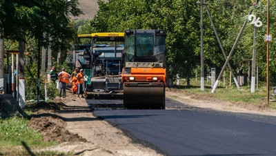 Две дороги к школам отремонтируют в Труновском округе
