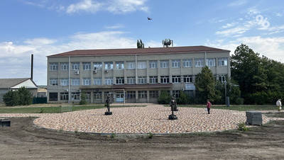 Строительство аллеи Единства завершают в селе Грачёвского округа