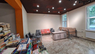 Новую мебель и оборудование доставили в библиотеку по ул. Семашко в Ставрополе