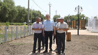 Губернатор Владимиров осмотрел новый парк в Летней Ставке