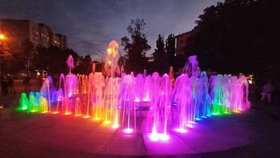Новый световой фонтан в Ставрополе протестировали специалисты