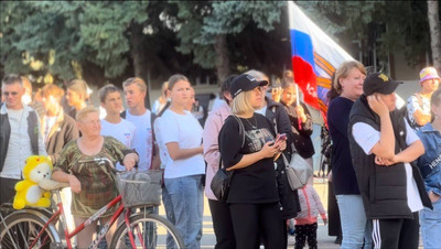 Рэпер Рома Жиган выступил в День города в Новопавловске