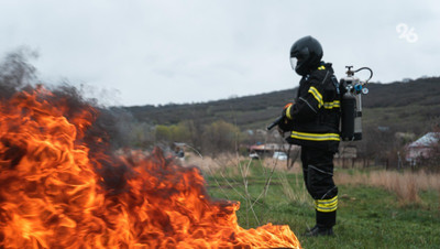 900 кв. м. сухой травы выгорело на Машуке