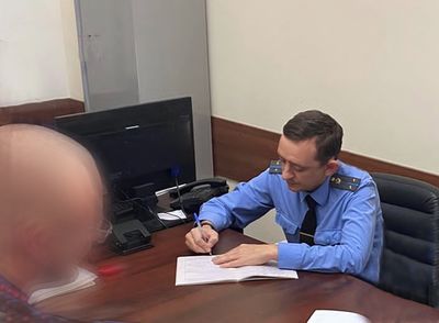 Неоплаченный кредит не пускал старателя в Египет