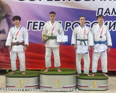 Спортсмены из Михайловска показали достойные результаты на Всероссийских соревнованиях по дзюдо в Брянске