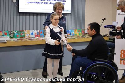 Юных художников наградили в ставропольском фонде «Защитники Отечества»