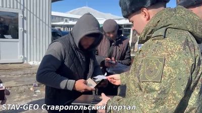 На Ставрополье прошла очередная проверка по выявлению не вставших на воинский учет бывших мигрантов, вступивших в российское гражданство