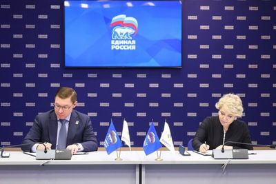 «Единая Россия» и ВАРМСУ подписали соглашение о развитии местного самоуправления