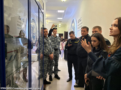 Судебные приставы посетили выставку, посвященную Великой Отечественной войне.