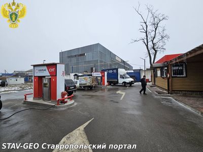 В Шпаковском округе зафиксировали опасные нарушения на заправке