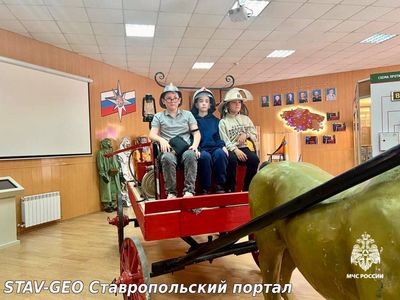 Школьники окунулись в мир огнеборцев