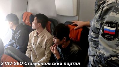 Судебные приставы отправили на родину незаконных мигрантов  из Вьетнама