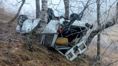 Мужчина погиб из-за съезда автомобиля с горы в окрестностях Кисловодска