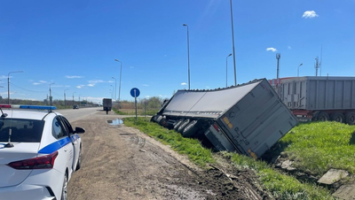 Водитель фуры пострадал в аварии на Ставрополье