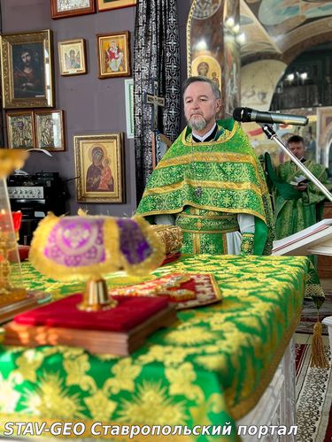 В Михайловском соборе торжественно отметили Вход Господень в Иерусалим — светлый праздник Вербного воскресенья.