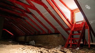 Кровлю физкультурно-оздоровительного комплекса обновляют в кировской станице