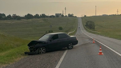 Пьяный водитель получил травмы при въезде в ограждение на Ставрополье
