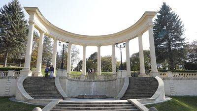 Более 2 км курортной зоны благоустроили в Кисловодске по поручению губернатора