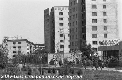 Многоэтажки на улице 50 лет ВЛКСМ