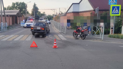 Мотоциклиста госпитализировали после аварии в Ипатове