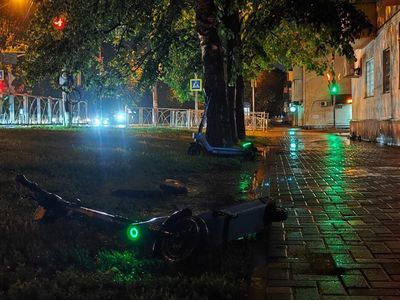 На улице Ленина в Ставрополе юный самокатчик сбил пожилого мужчину — пострадавший скончался в больнице