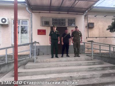 В Буденновске продолжаются проверки о постановке на воинский учет бывших мигрантов, получивших российское гражданство