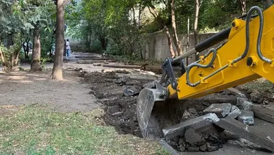 Придомовые территории благоустраивают в Кисловодске
