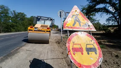 В Зеленокумске отремонтируют километровый участок дороги и обустроят тротуар
